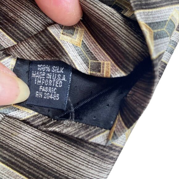Vintage Stafford Executive 100% Silk Tie Stripes Neutrals NWT New Old Stock - Picture 6 of 10